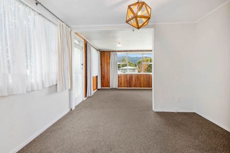 Photo of property in 21 Runuku Grove, Turangi, 3334