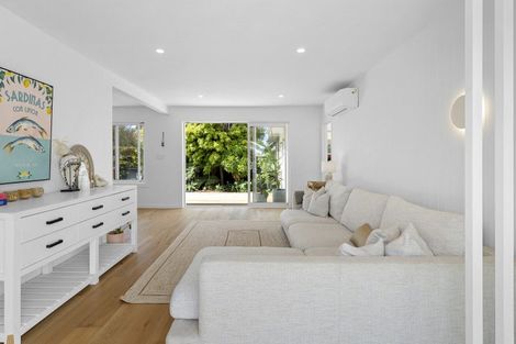 Photo of property in 42 Arnold Street, Sumner, Christchurch, 8081