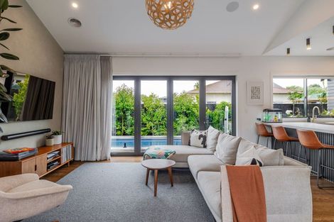 Photo of property in 65 Stanley Avenue, Palmerston North, 4414
