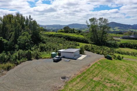 Photo of property in 147 Whaka Road, Maungaturoto, 0520