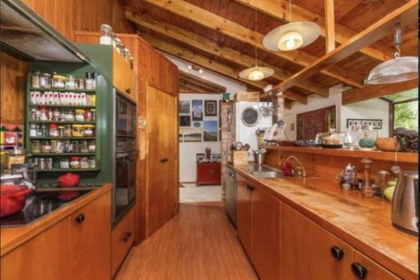 Photo of property in 43 Penzance Road, Mairangi Bay, Auckland, 0630