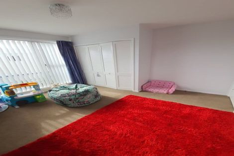 Photo of property in 28 Eglinton Street, Avondale, Christchurch, 8061