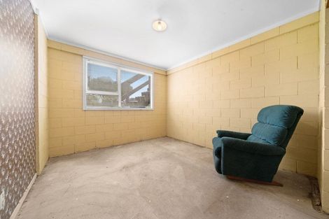 Photo of property in 60 Bays Road, Orere Point, Papakura, 2585