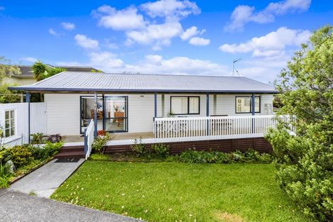 Photo of property in 1/12b Coronation Street, Belmont, Auckland, 0622