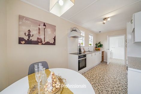 Photo of property in 10 Hughes Crescent, Taita, Lower Hutt, 5011