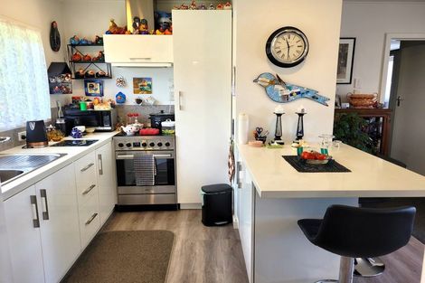 Photo of property in 5 Richard Street, Winchester, 7985