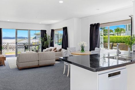 Photo of property in 28 Lakeridge Close, Rangatira Park, Taupo, 3330