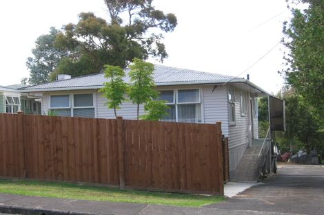 Photo of property in 18 Fordham Street, Beach Haven, Auckland, 0626