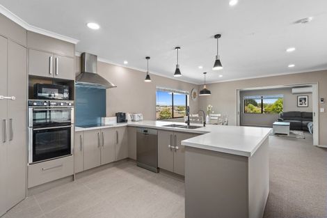 Photo of property in 32 Cotswold Place, Ohauiti, Tauranga, 3112