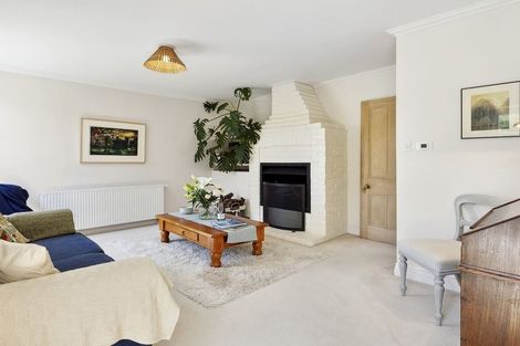 Photo of property in 35 Brownville Crescent, Maori Hill, Dunedin, 9010