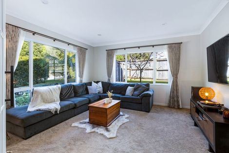 Photo of property in 9 Taraire Place, Orewa, 0931