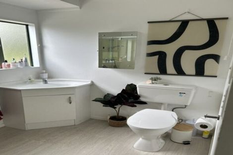 Photo of property in 3 Pounamu Avenue, Greenhithe, Auckland, 0632