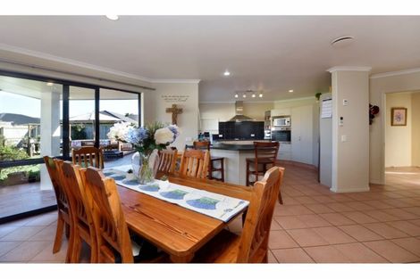 Photo of property in 35 Hollybush Drive, Brightwater, 7022