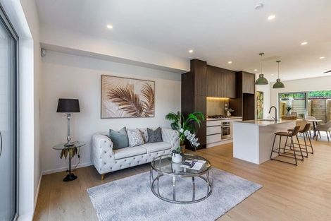 Photo of property in 35 Lawson Creek Street, Massey, Auckland, 0614