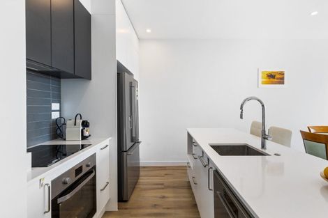 Photo of property in 15/1 Genevieve Lane, Hobsonville, Auckland, 0616