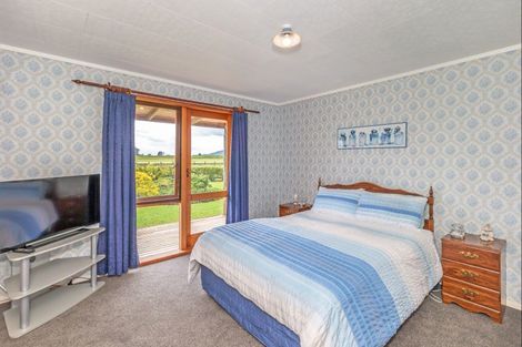 Photo of property in 382 Kimberley Road, Levin, 5571