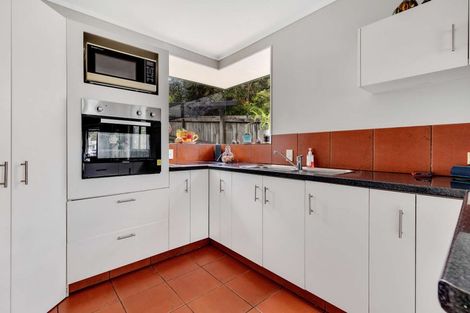 Photo of property in 21 Capricorn Place, Kawaha Point, Rotorua, 3010