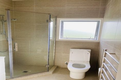 Photo of property in 82 Kyle Road, Greenhithe, Auckland, 0632