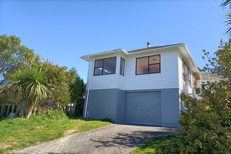 Photo of property in 12 Rossport Street, Johnsonville, Wellington, 6037