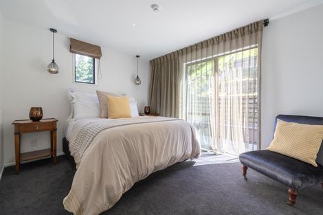 Photo of property in 13 Caples Place, Fernhill, Queenstown, 9300