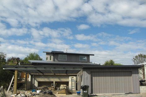 Photo of property in 9 Cross Street, Waikuku Beach, 7473