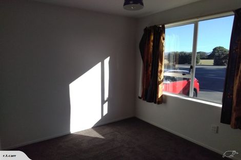 Photo of property in 96 Queenspark Drive, Parklands, Christchurch, 8083