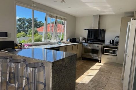 Photo of property in 17a The Strand, Takapuna, Auckland, 0622