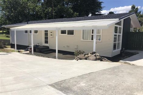 Photo of property in 30 Leaver Place, Weymouth, Auckland, 2103