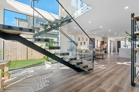 Photo of property in 13 Toanui Road, Hobsonville, Auckland, 0616