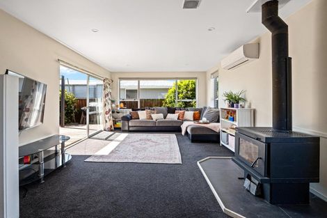 Photo of property in 6 Thurso Place, New Brighton, Christchurch, 8083