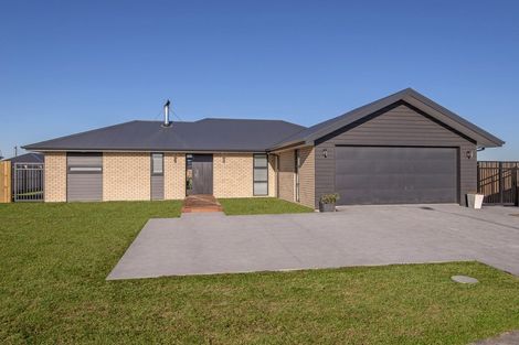 Photo of property in 5 Glenmark Drive, Darfield, 7510