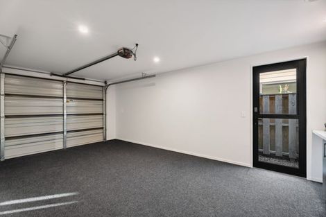Photo of property in 5 Matakanui Lane, Wanaka, 9305