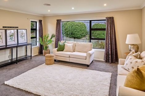 Photo of property in 96 Endeavour Drive, Whitby, Porirua, 5024