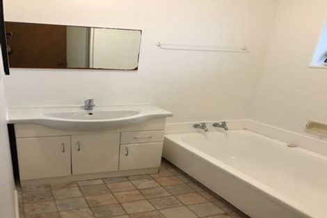 Photo of property in 230a Mitchell Street, Brooklyn, Wellington, 6021