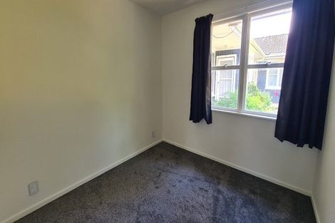 Photo of property in 4/215 Swanson Road, Henderson, Auckland, 0610