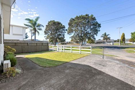 Photo of property in 243a Port Road, Whangamata, 3620