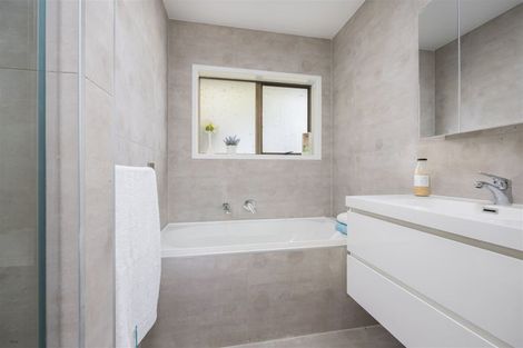 Photo of property in 31b Gills Avenue, Papakura, 2110