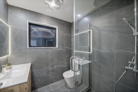 Photo of property in 8c Butterworth Drive, Glendene, Auckland, 0602