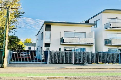 Photo of property in 3/318 Barbadoes Street, Christchurch Central, Christchurch, 8011