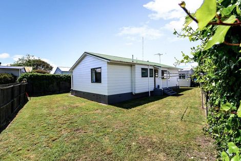 Photo of property in 4a Saint Lukes Place, Bader, Hamilton, 3206