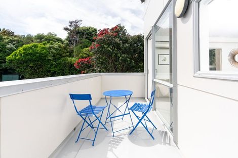 Photo of property in 1/12 Agra Crescent, Khandallah, Wellington, 6035