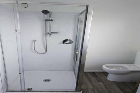 Photo of property in 1/3 Valecrest Place, Bayview, Auckland, 0629