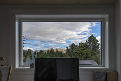 Photo of property in 2 Wineberry Lane, Wanaka, 9305