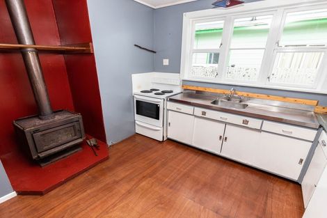 Photo of property in 10 Mills Street, Runanga, 7803