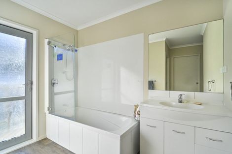 Photo of property in 145 Waitangi Road, Waimarama, 4294