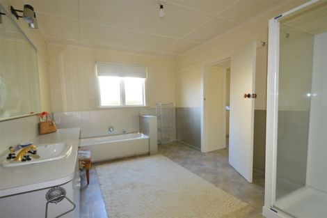 Photo of property in 9 Rangaroa Road, Taumarunui, 3920