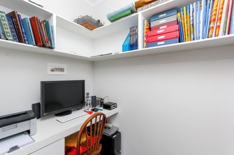 Photo of property in 70c Karamea Street, Whalers Gate, New Plymouth, 4310