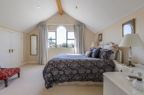 Photo of property in 15a Montgomery Terrace, Hokowhitu, Palmerston North, 4410