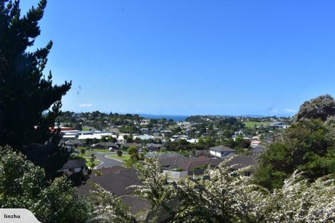 Photo of property in 91c Wade River Road, Stanmore Bay, Whangaparaoa, 0932