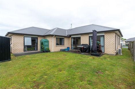Photo of property in 5 Teatree Close, Huntington, Hamilton, 3210